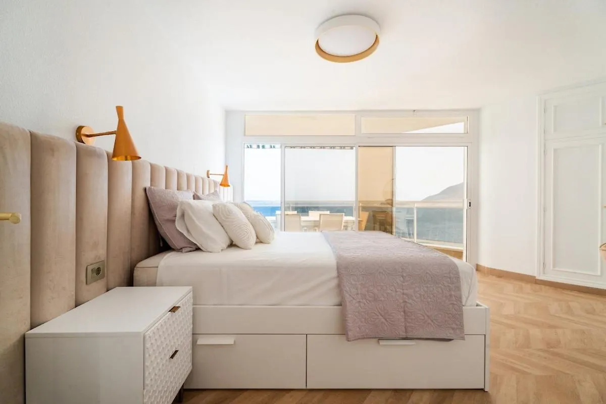 Stunning Front Line Penthouse Sea And Pool Apartamento El Médano